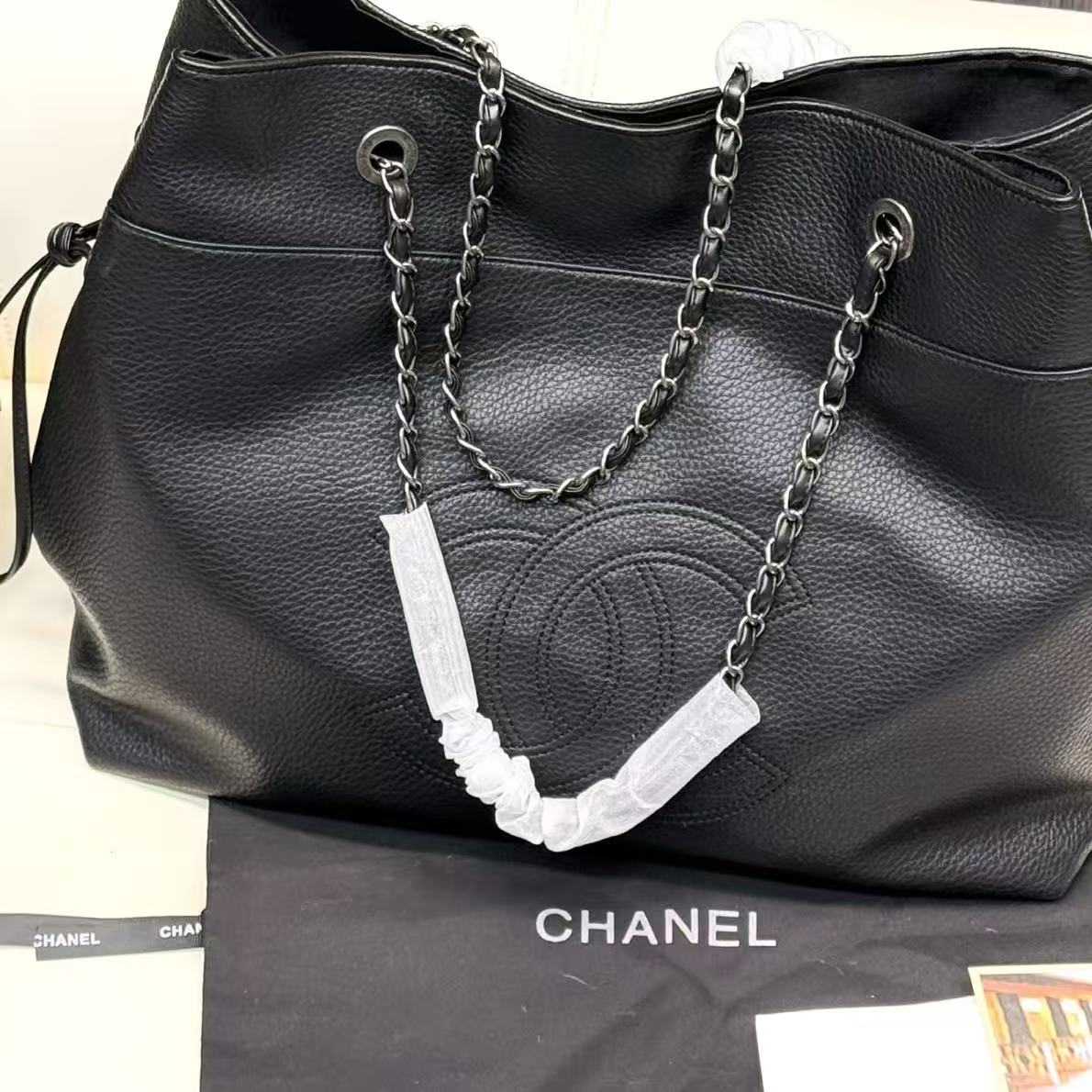 CHANEL ダブルC チェーン ショッピングバッグ【50％割引+送料無料】