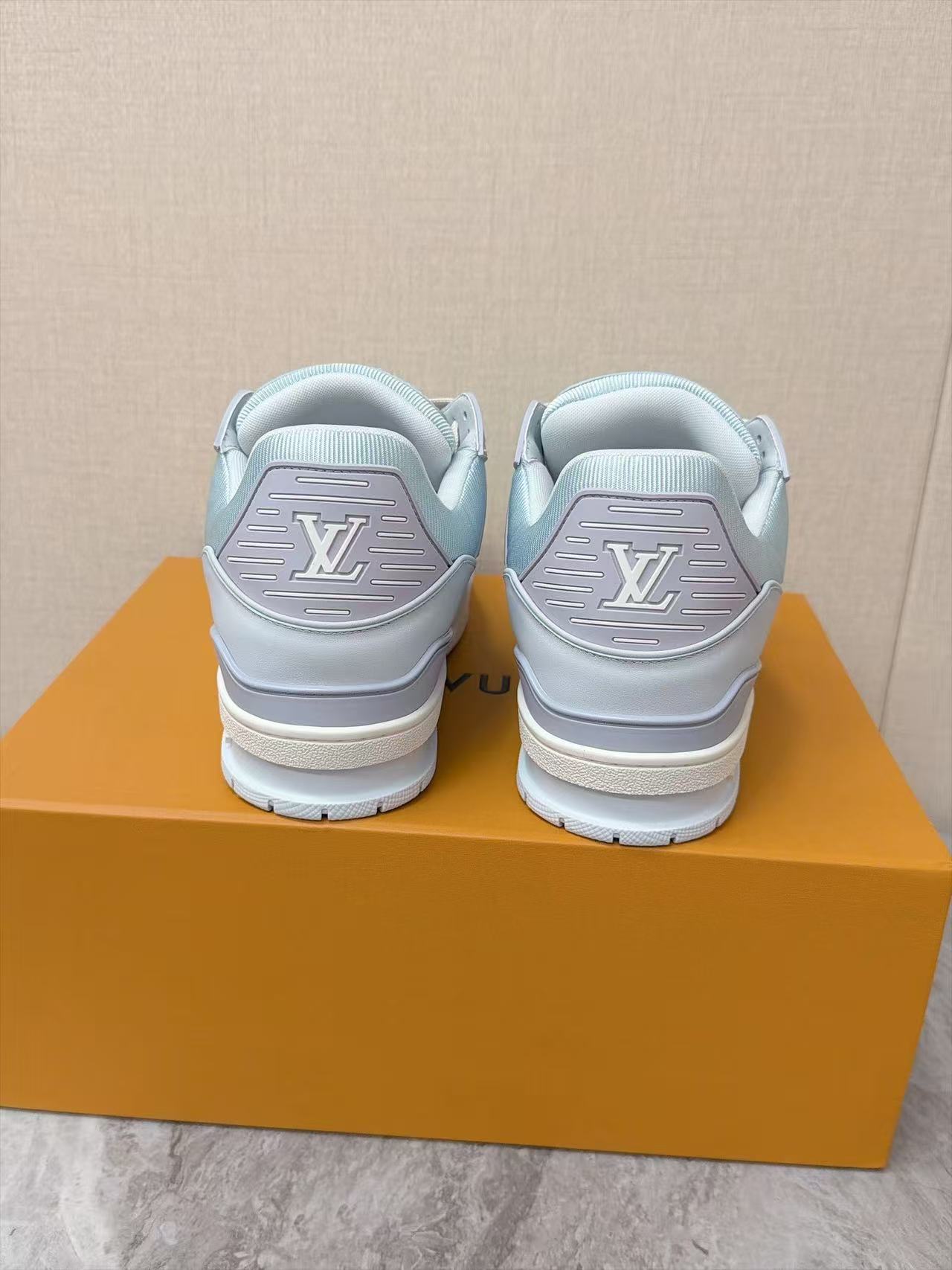 LV ハイクオリティ・プリント・カジュアルシューズ【50％割引+送料無料】