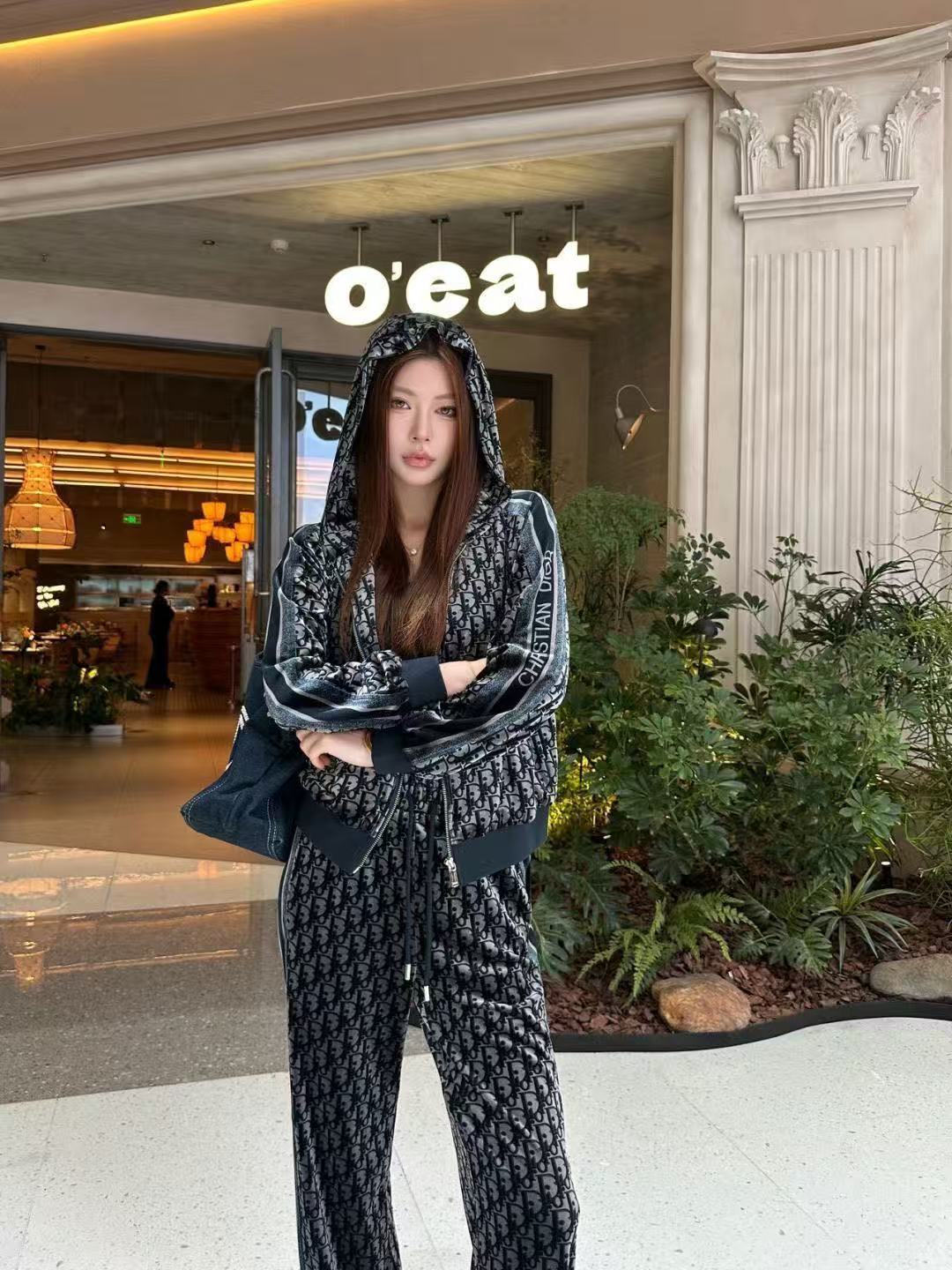 DIOR プリントベルベット カジュアルセットアップ【50％割引+送料無料】