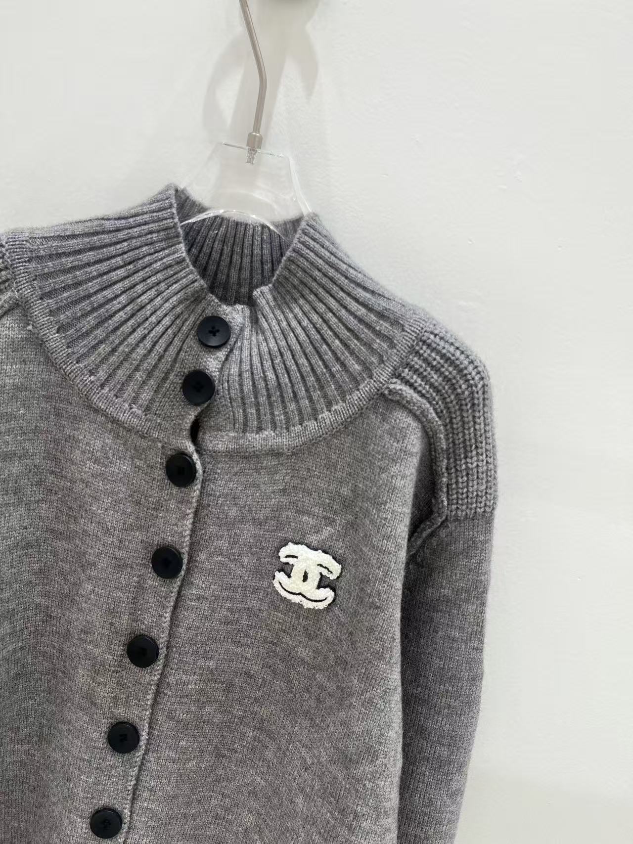 CHANEL ダブルC ウールカーディガン【50％割引+送料無料】