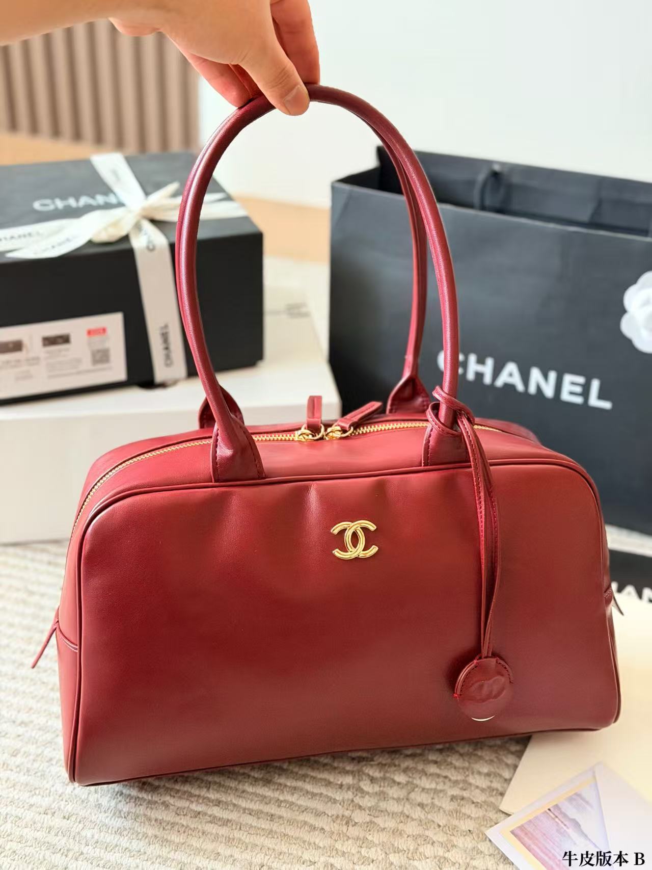 CHANE1 レザーショルダーバッグ【50％割引+送料無料】
