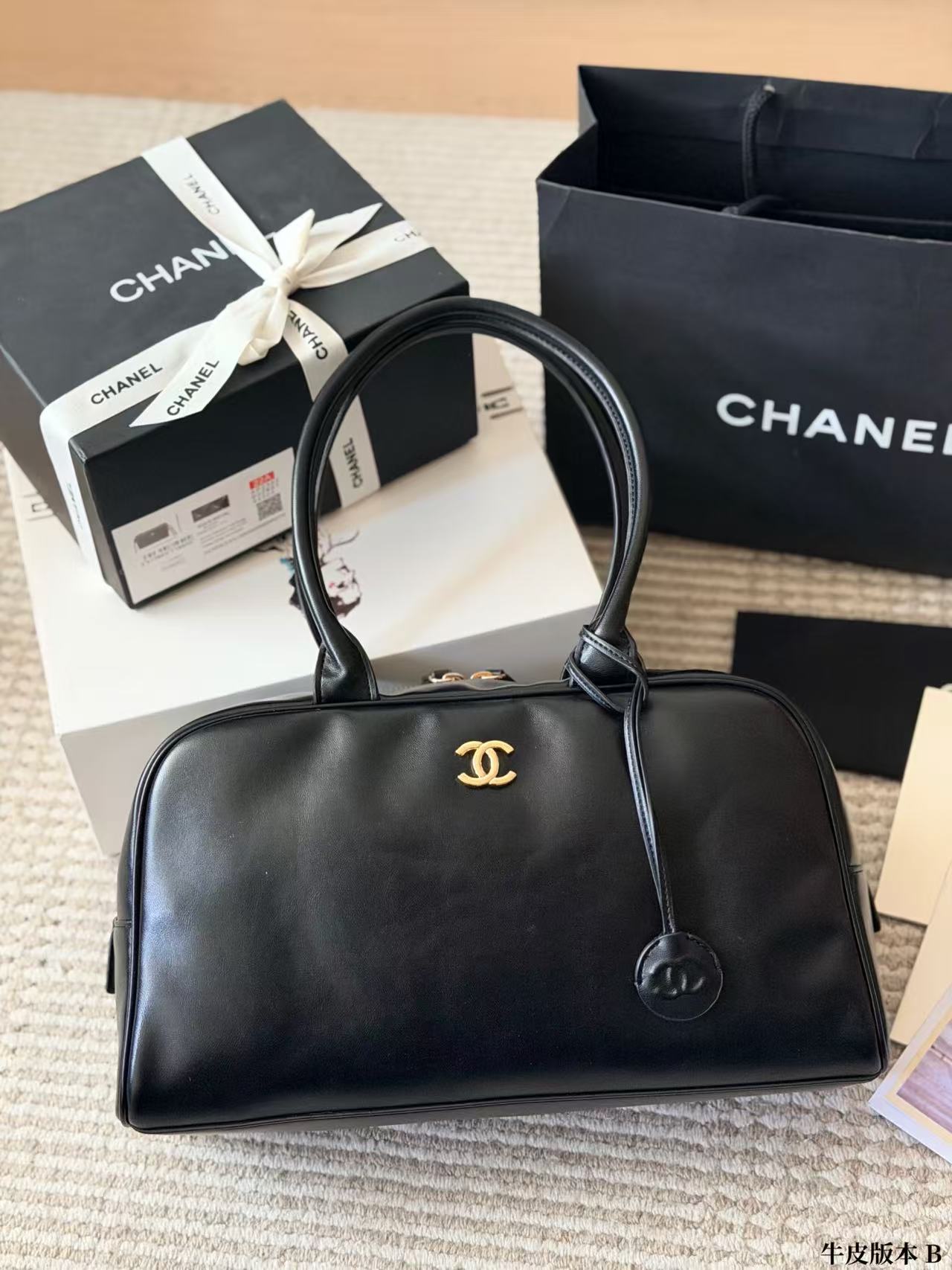 CHANE1 レザーショルダーバッグ【50％割引+送料無料】