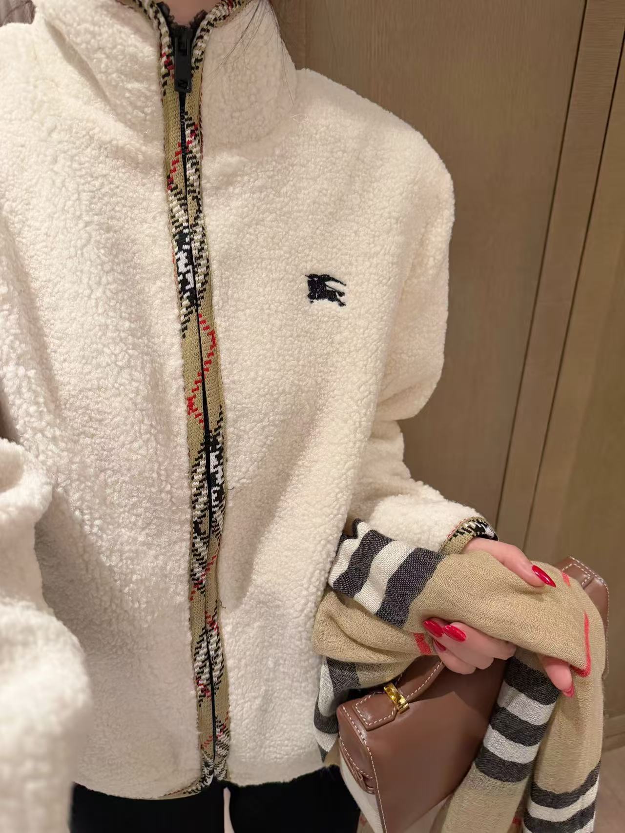 BURBERRY ラムウール ルーズフィットアウター【50％割引+送料無料】