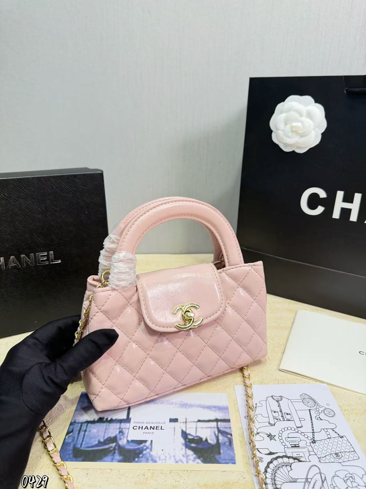 CHANE1 チェーンハンドバッグ【50％割引+送料無料】