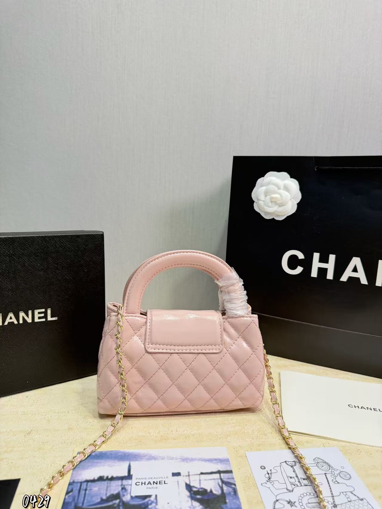 CHANE1 チェーンハンドバッグ【50％割引+送料無料】