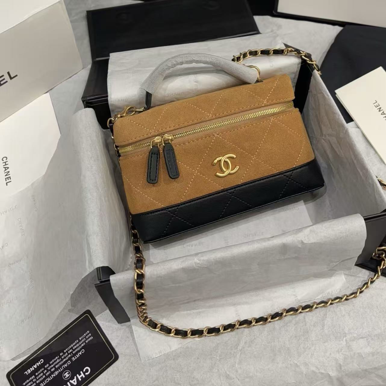 CHANEL ディアスキン チェーンバッグ【50％割引+送料無料】