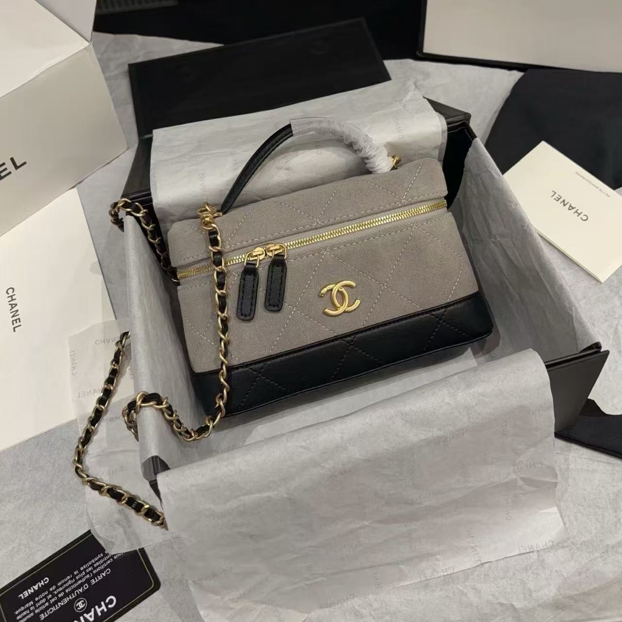 CHANEL ディアスキン チェーンバッグ【50％割引+送料無料】