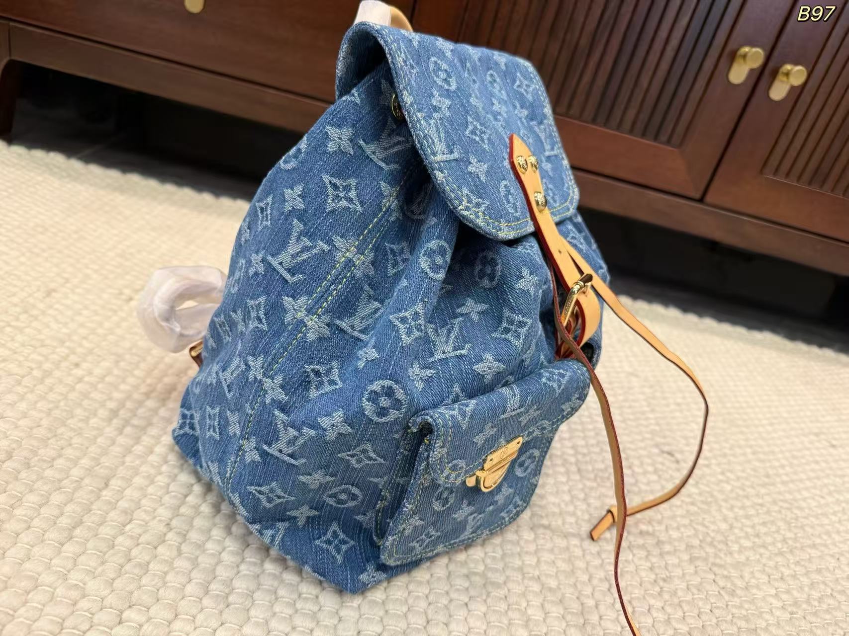 LV デニムプリント バックパック【50％割引+送料無料】