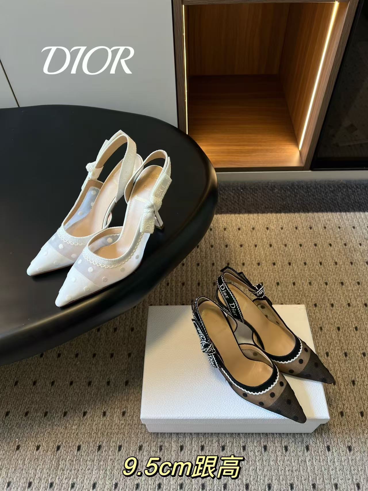 DIOR 高品質ポインテッドトゥ・ドット柄ハイヒール【50％割引+送料無料】