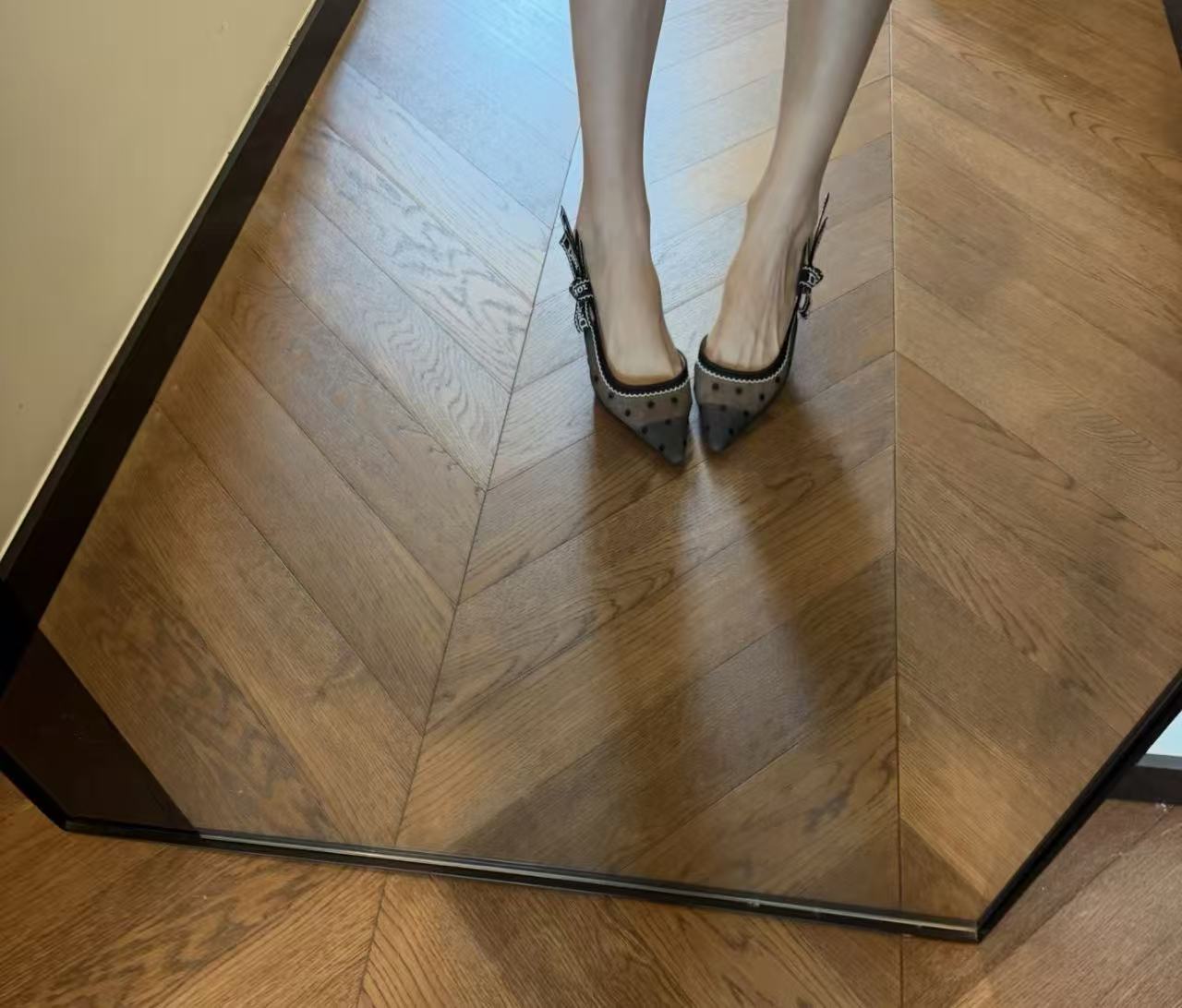 DIOR ハイクオリティ・ポルカドット・ハイヒール【50％割引+送料無料】