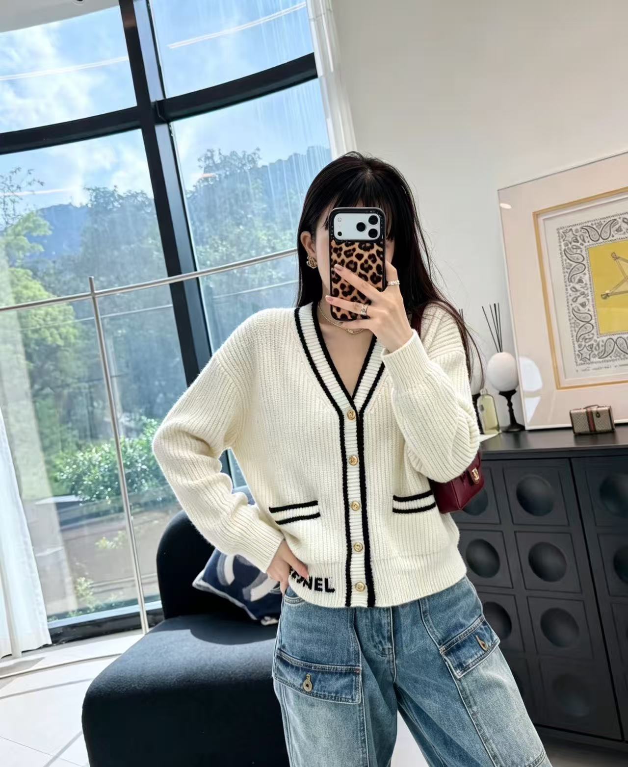 CHANEL スパンコール Vネック ウールカーディガン【50％割引+送料無料】