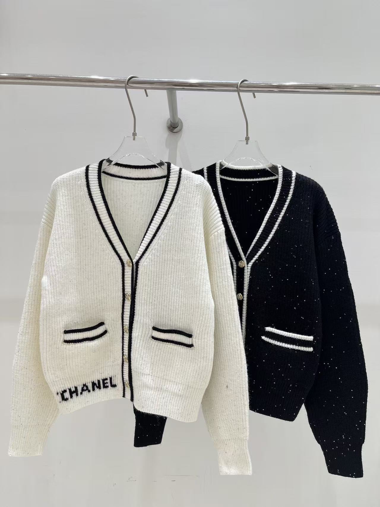 CHANEL スパンコール Vネック ウールカーディガン【50％割引+送料無料】