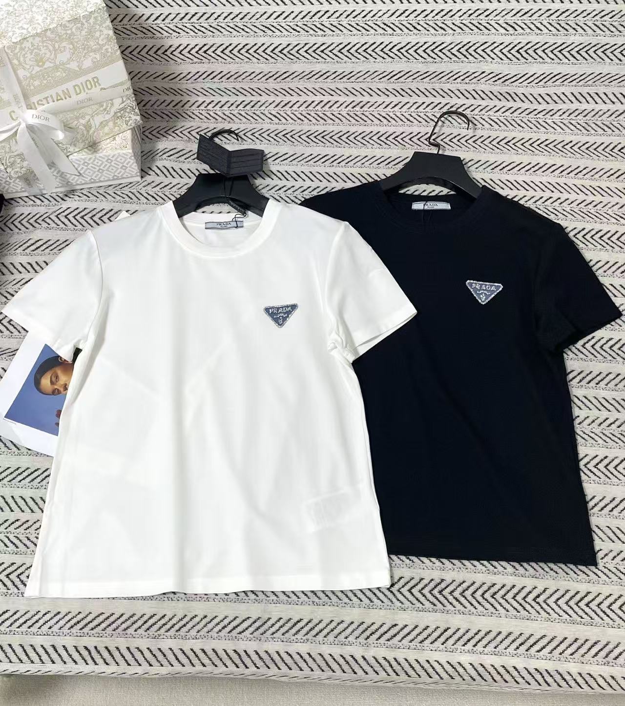 PR4DA トライアングルロゴ Tシャツ【50％割引+送料無料】