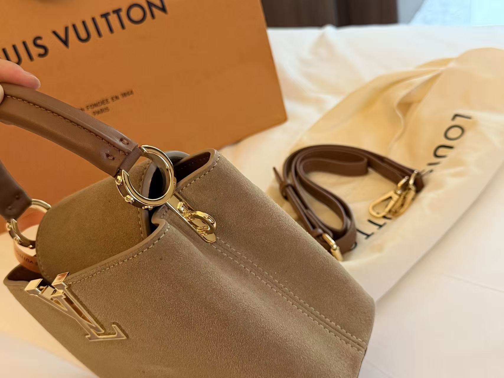 LV ディアスキン・ハンドバッグ【50％割引+送料無料】