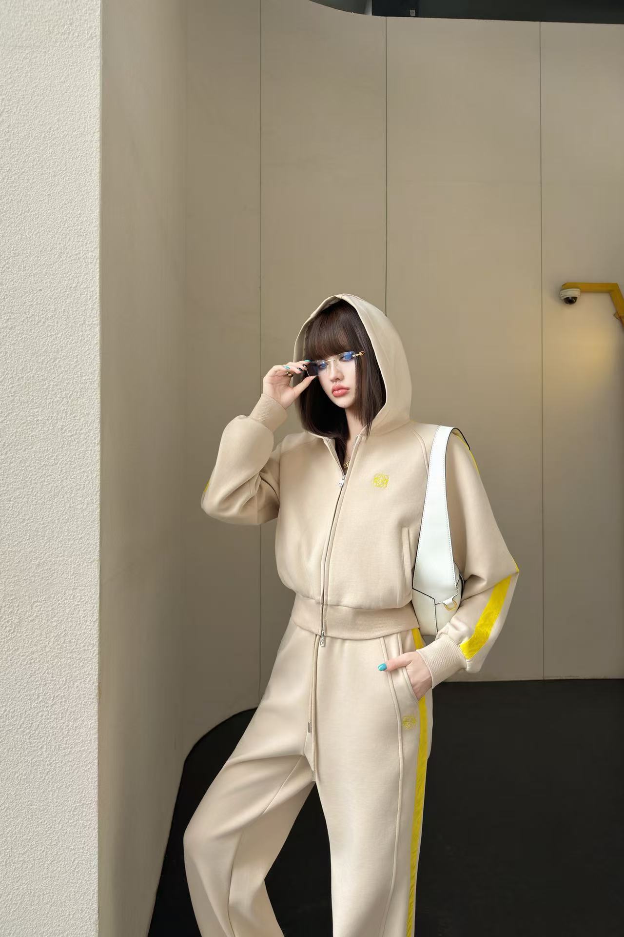 L0WEW 高品質フード付きジャケット＋パンツ ツーピースセット【50％割引+送料無料】