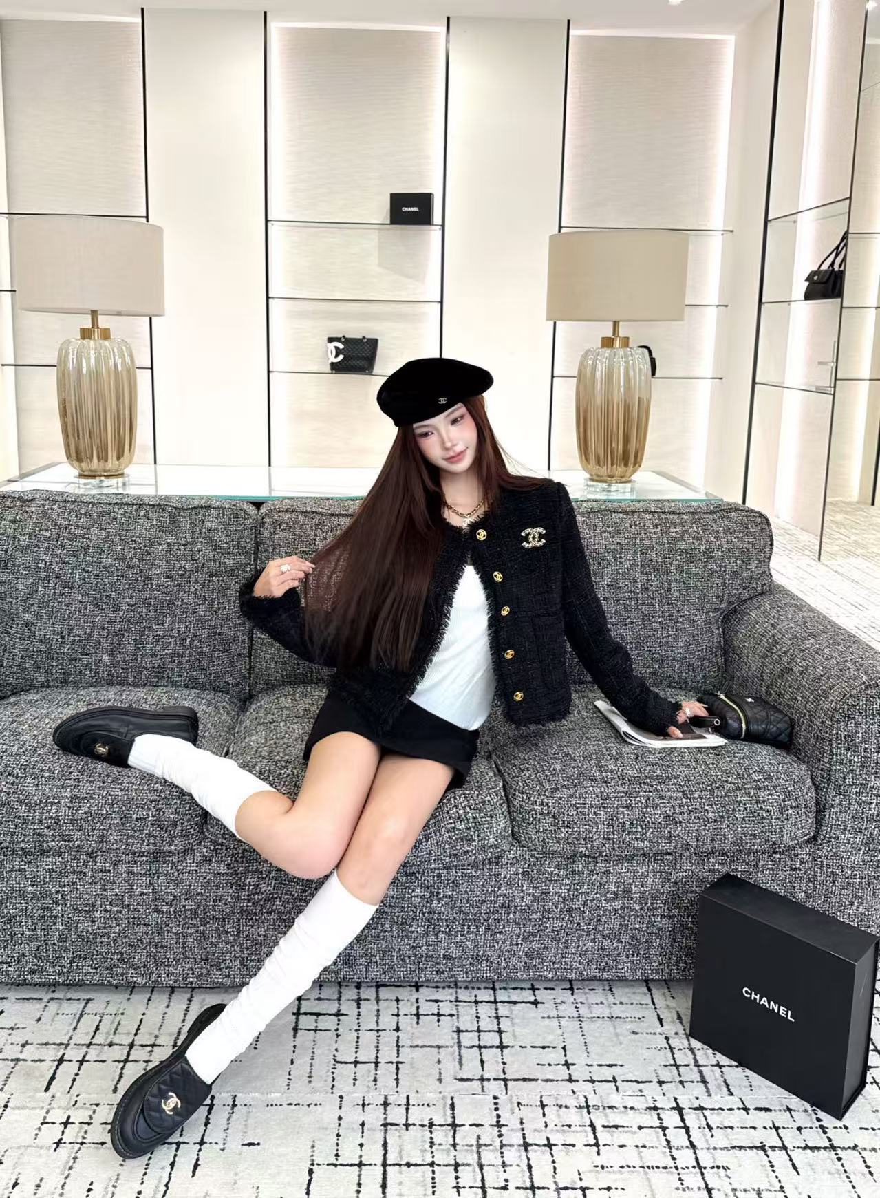CHANEL ブローチ付き高品質ジャケット【50％割引+送料無料】