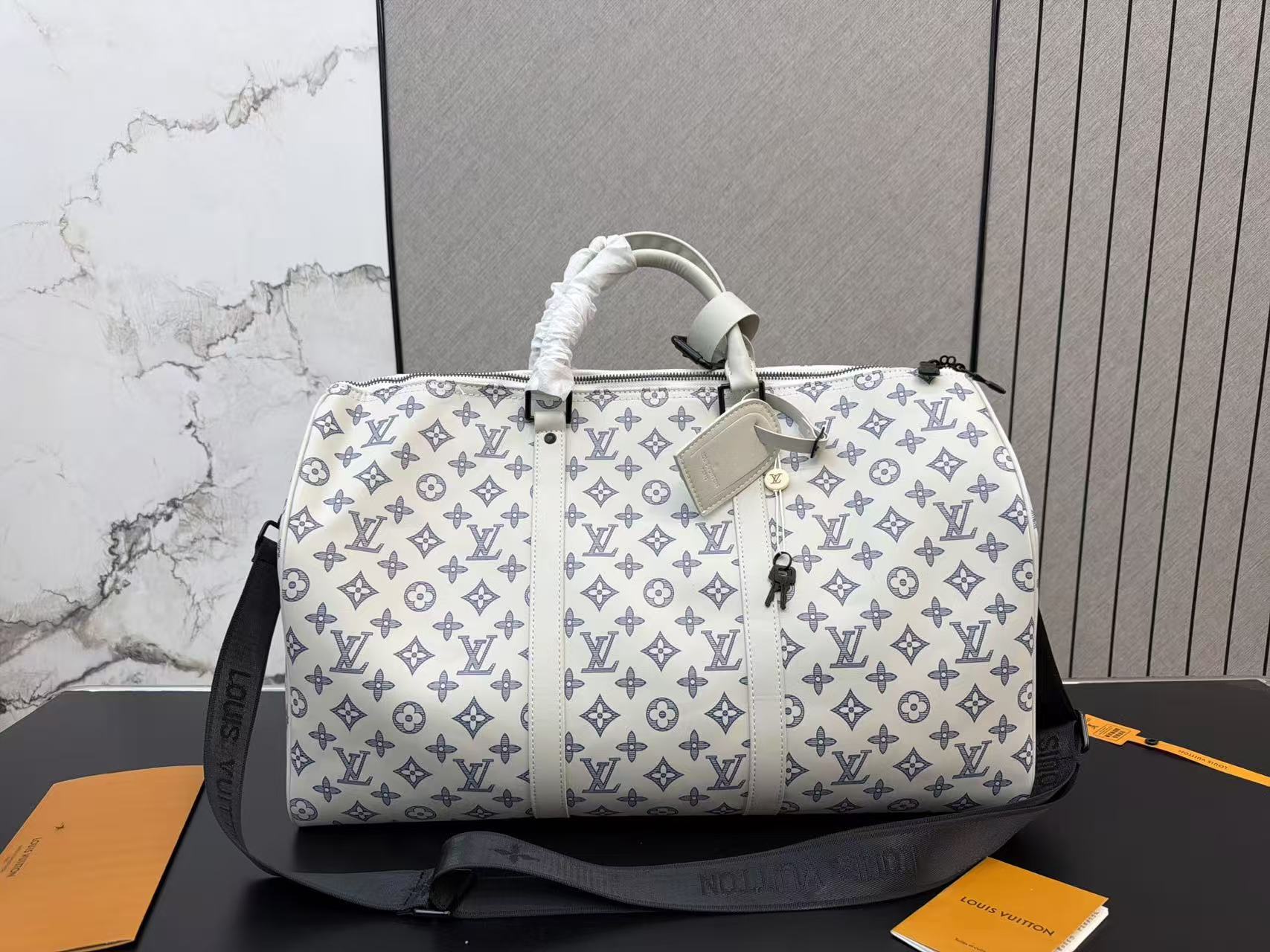 LV KEEPALL 50 Monogramトラベルバッグ【50％割引+送料無料】