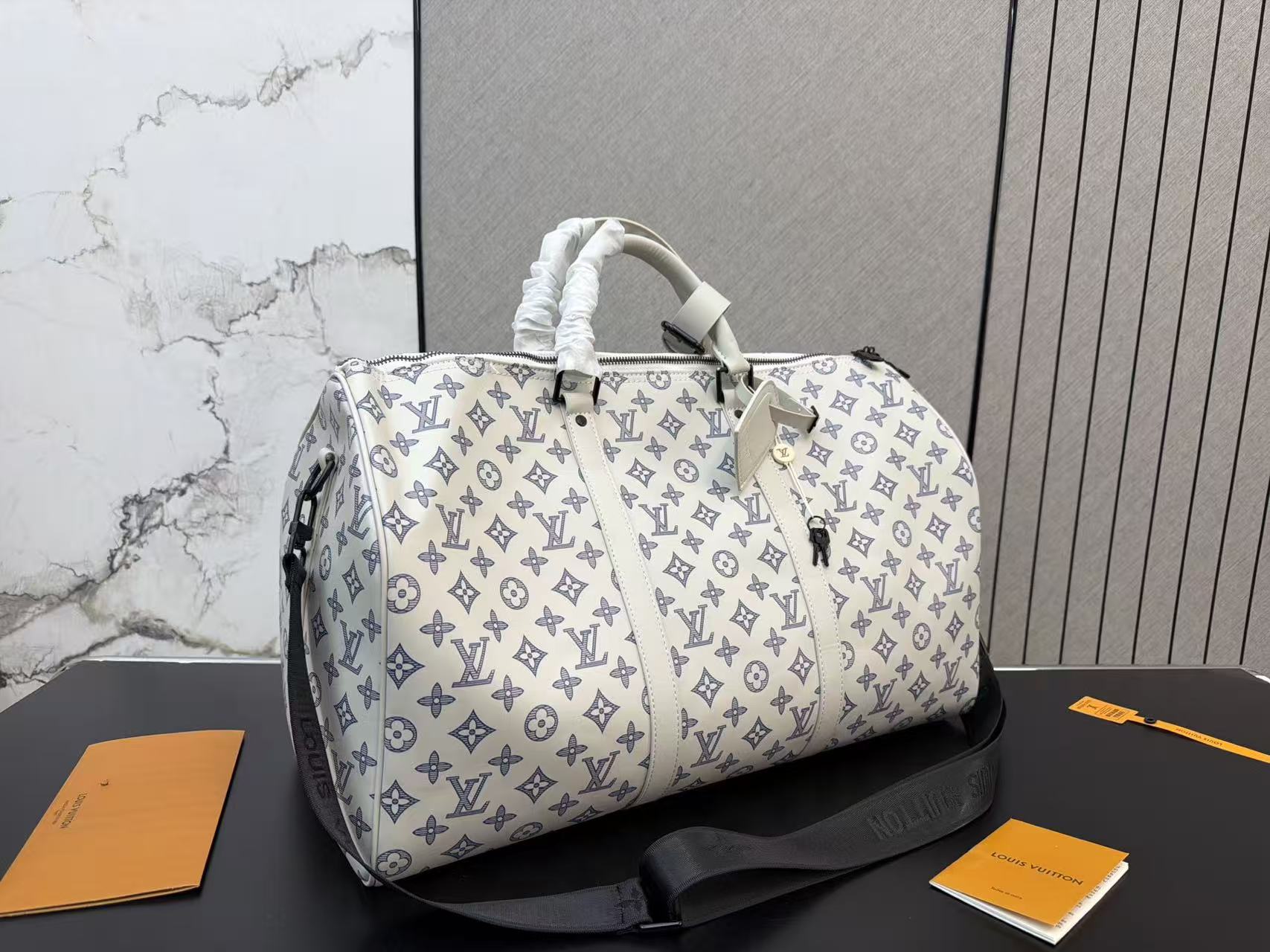 LV KEEPALL 50 Monogramトラベルバッグ【50％割引+送料無料】
