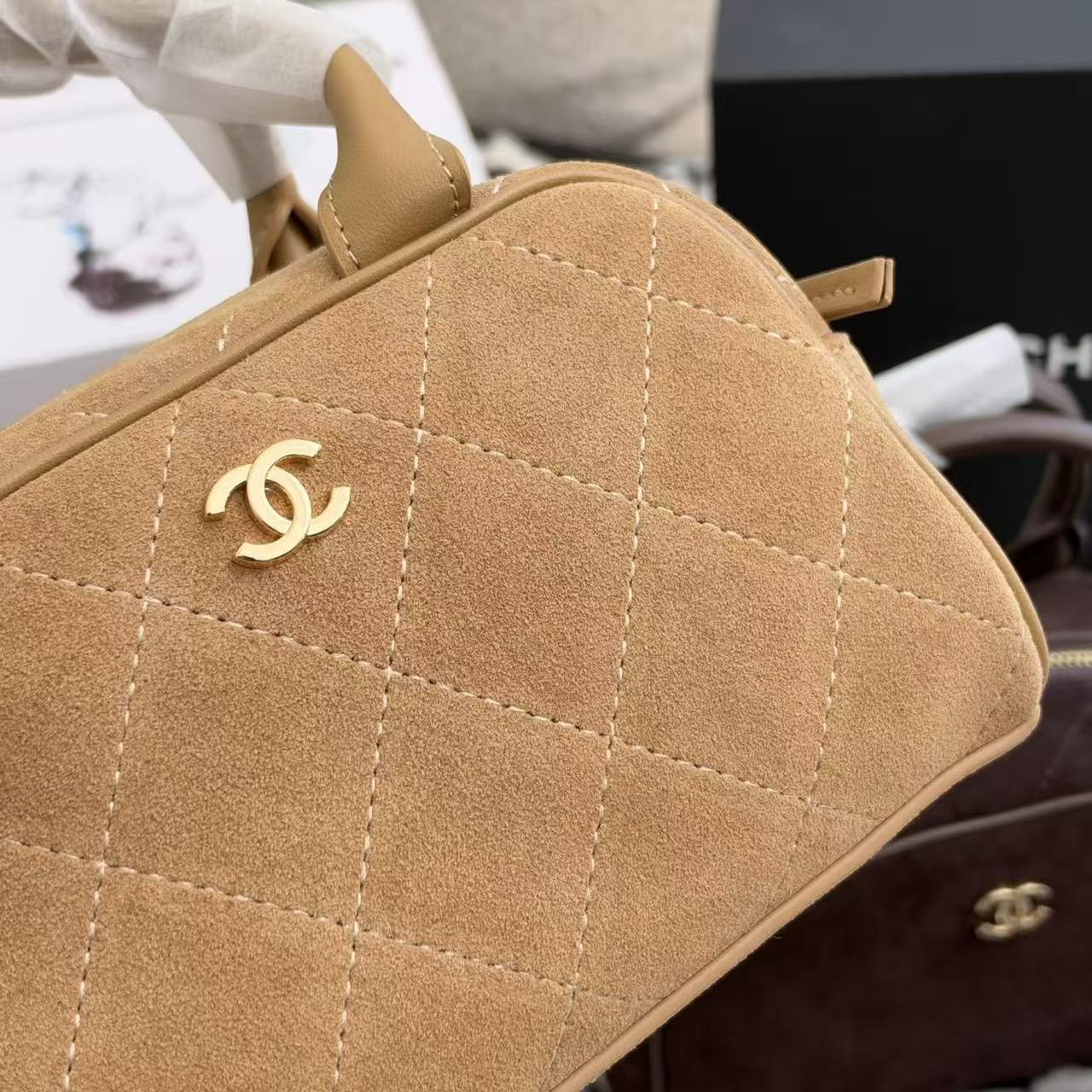 CHANEL ディアスキン ボウリングバッグ【50％割引+送料無料】