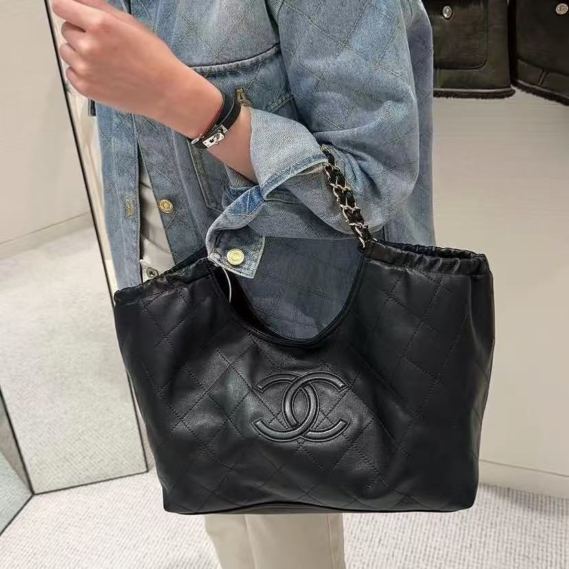 CHANEL ダブルC チェーン ショッピングバッグ【50％割引+送料無料】