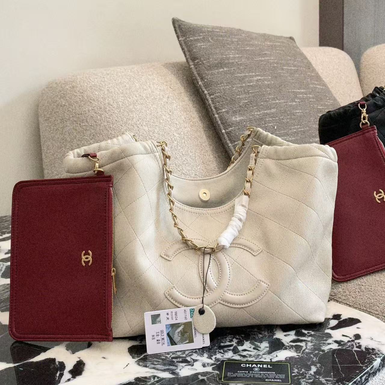 CHANEL ダブルC チェーン ショッピングバッグ【50％割引+送料無料】
