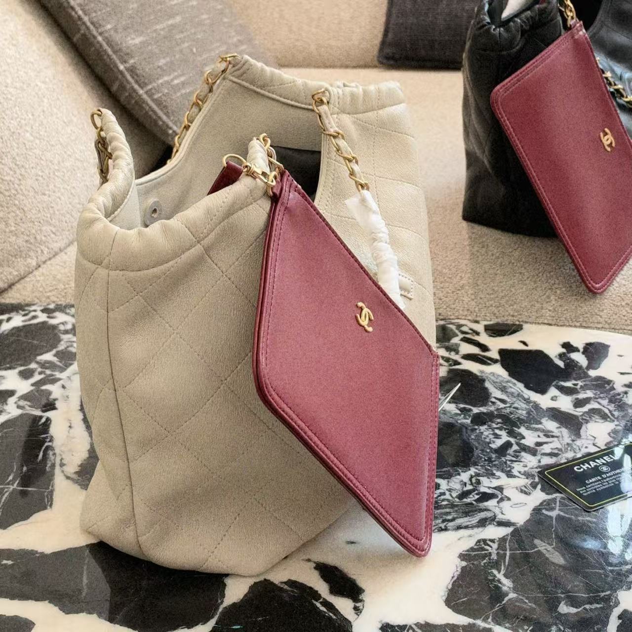 CHANEL ダブルC チェーン ショッピングバッグ【50％割引+送料無料】