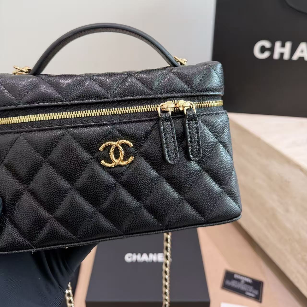 CHANE1 キャビアチェックチェーンバッグ【50％割引+送料無料】