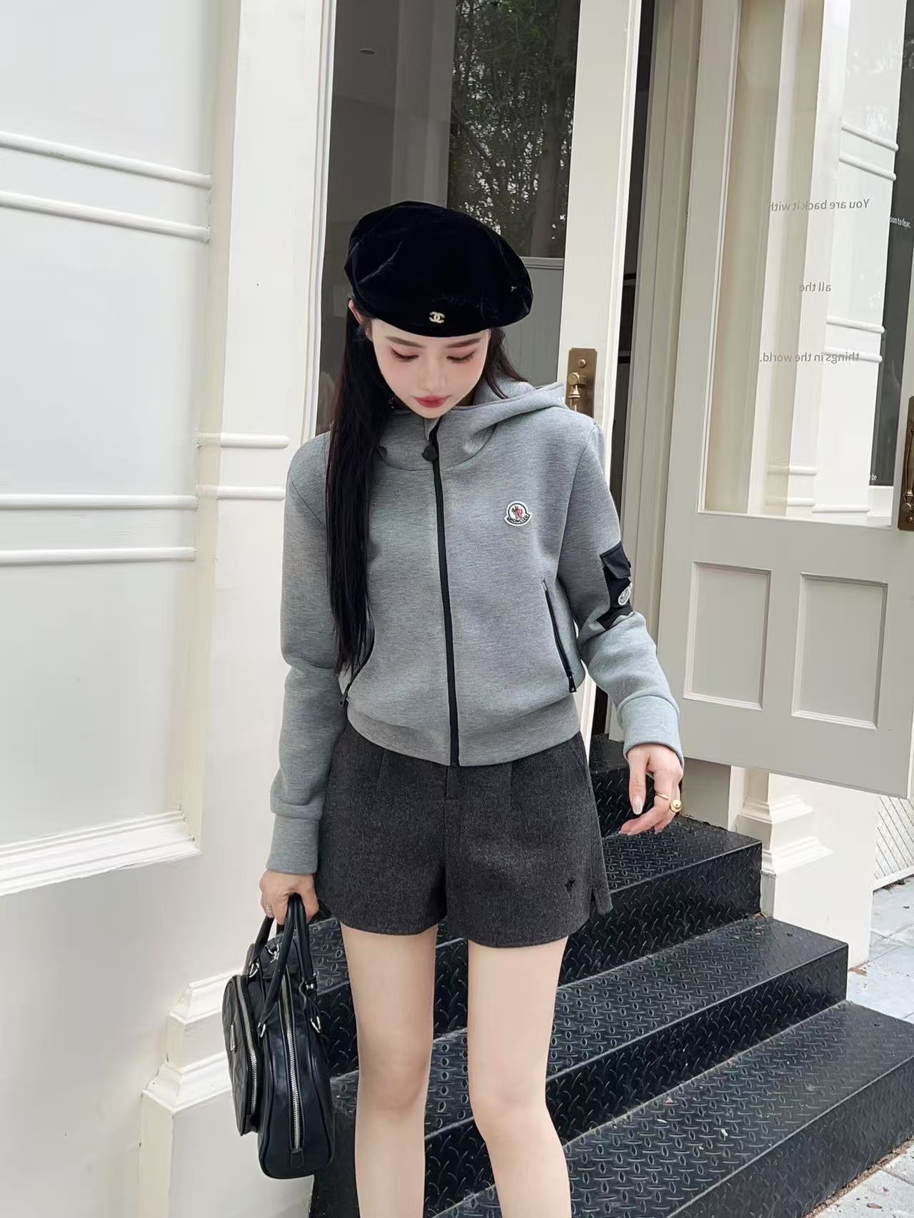 MONCLER フード付きジップアップジャケット【50％割引+送料無料】