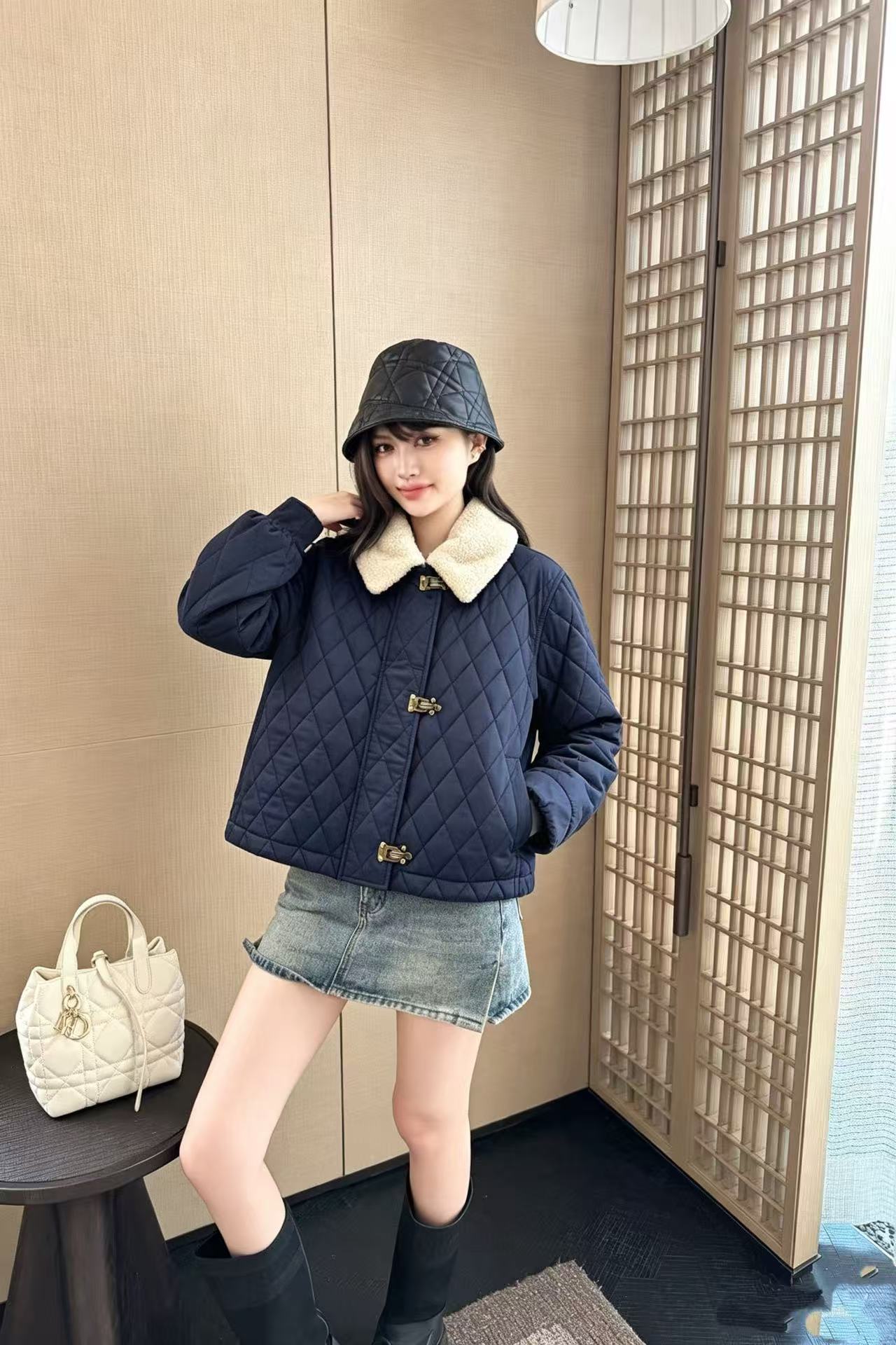 BURBERRY ウール襟チェック柄コート【50％割引+送料無料】