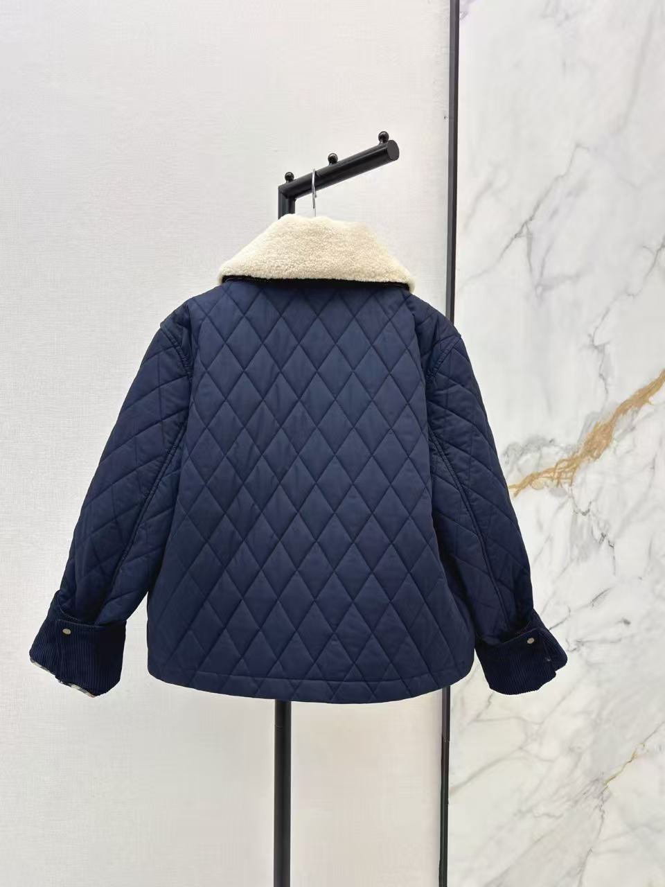 BURBERRY ウール襟チェック柄コート【50％割引+送料無料】