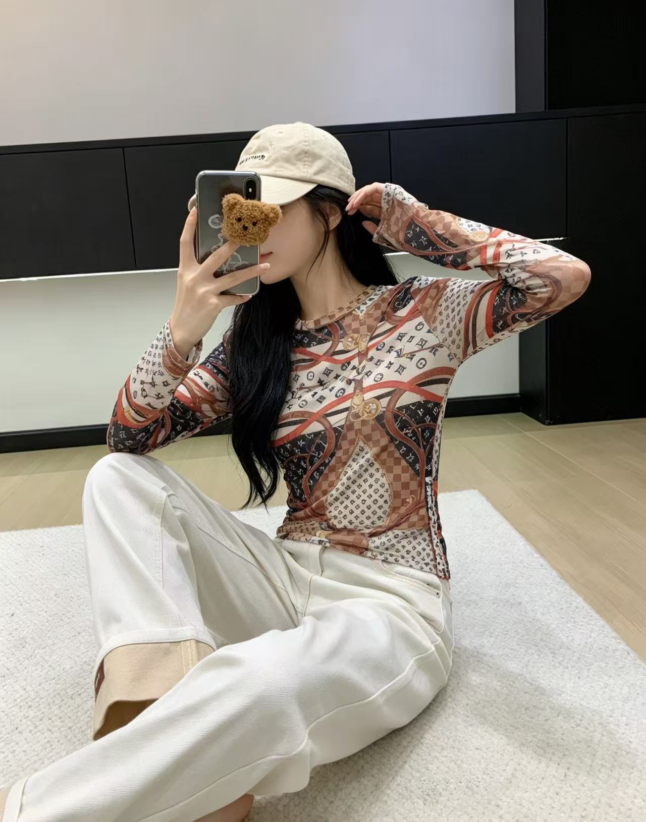 LVプリント長袖Tシャツ【50％割引+送料無料】