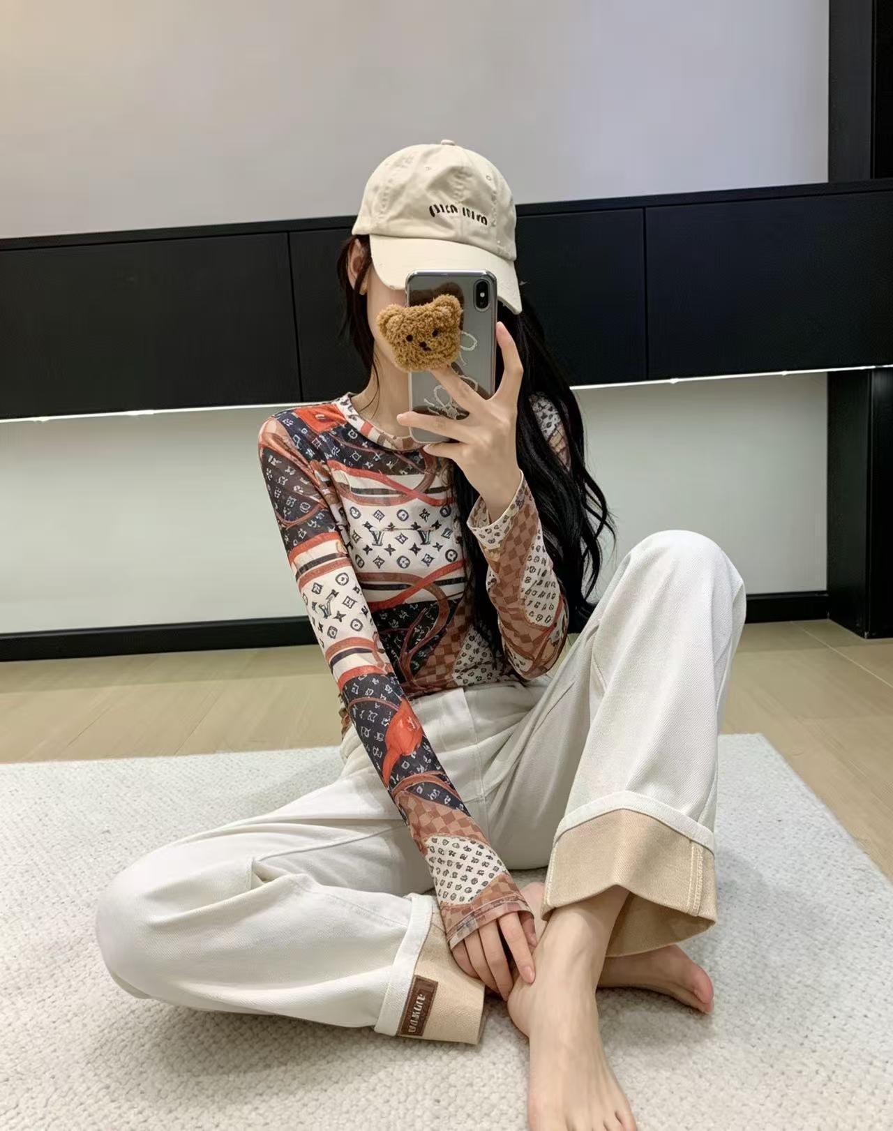 LVプリント長袖Tシャツ【50％割引+送料無料】