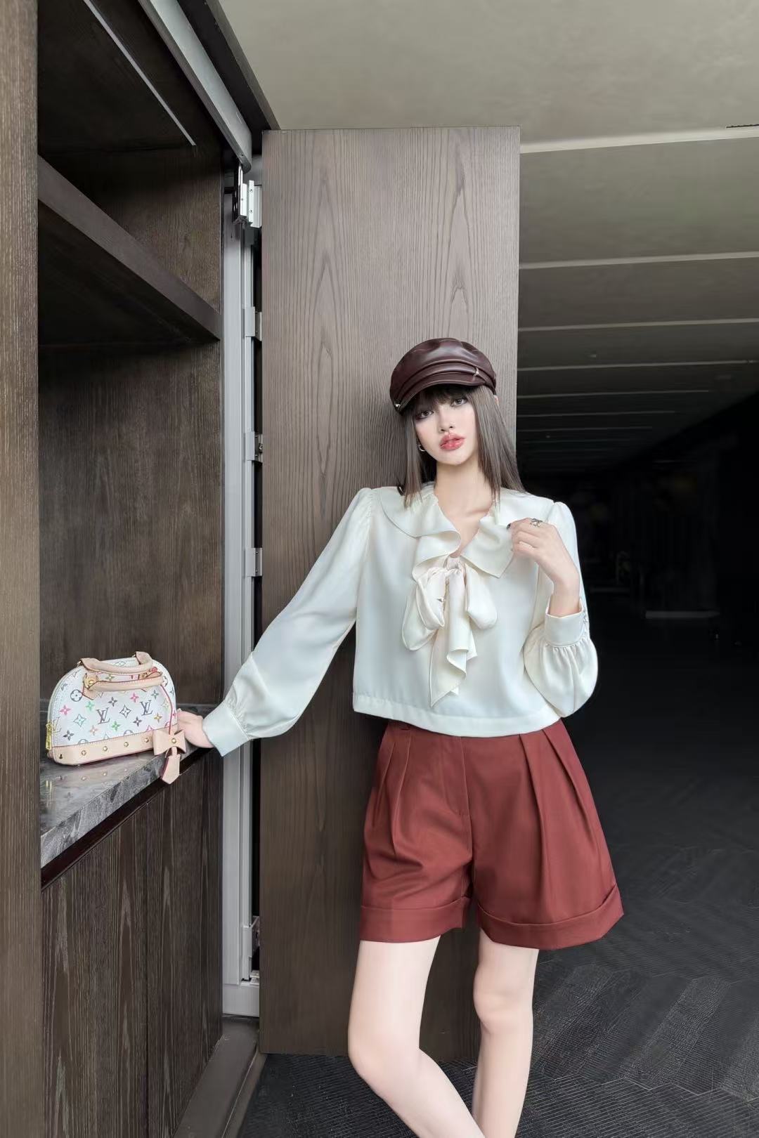 LV ラッフルブラウス【50％割引+送料無料】