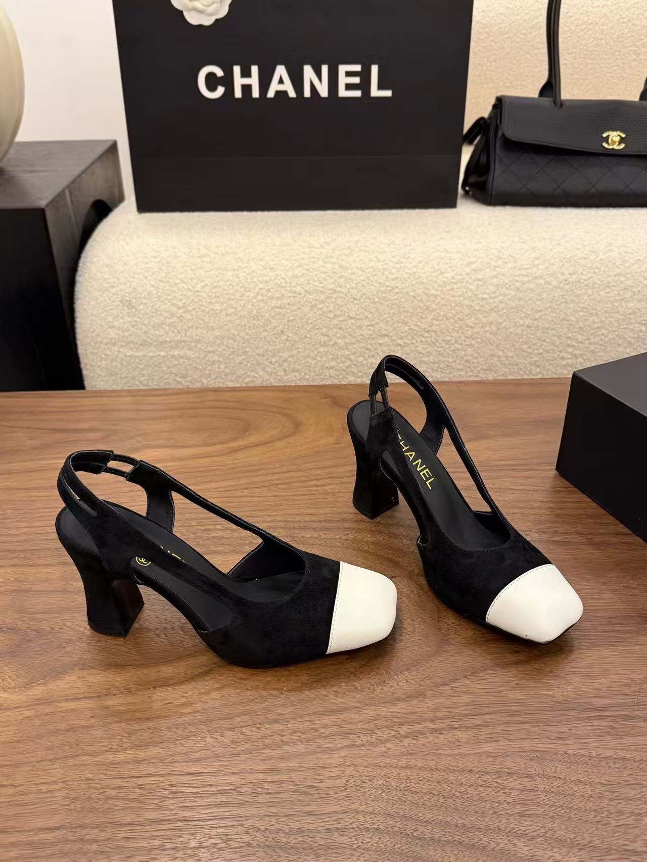 CHANEL 高品質ラムスキン ハイヒール【50％割引+送料無料】