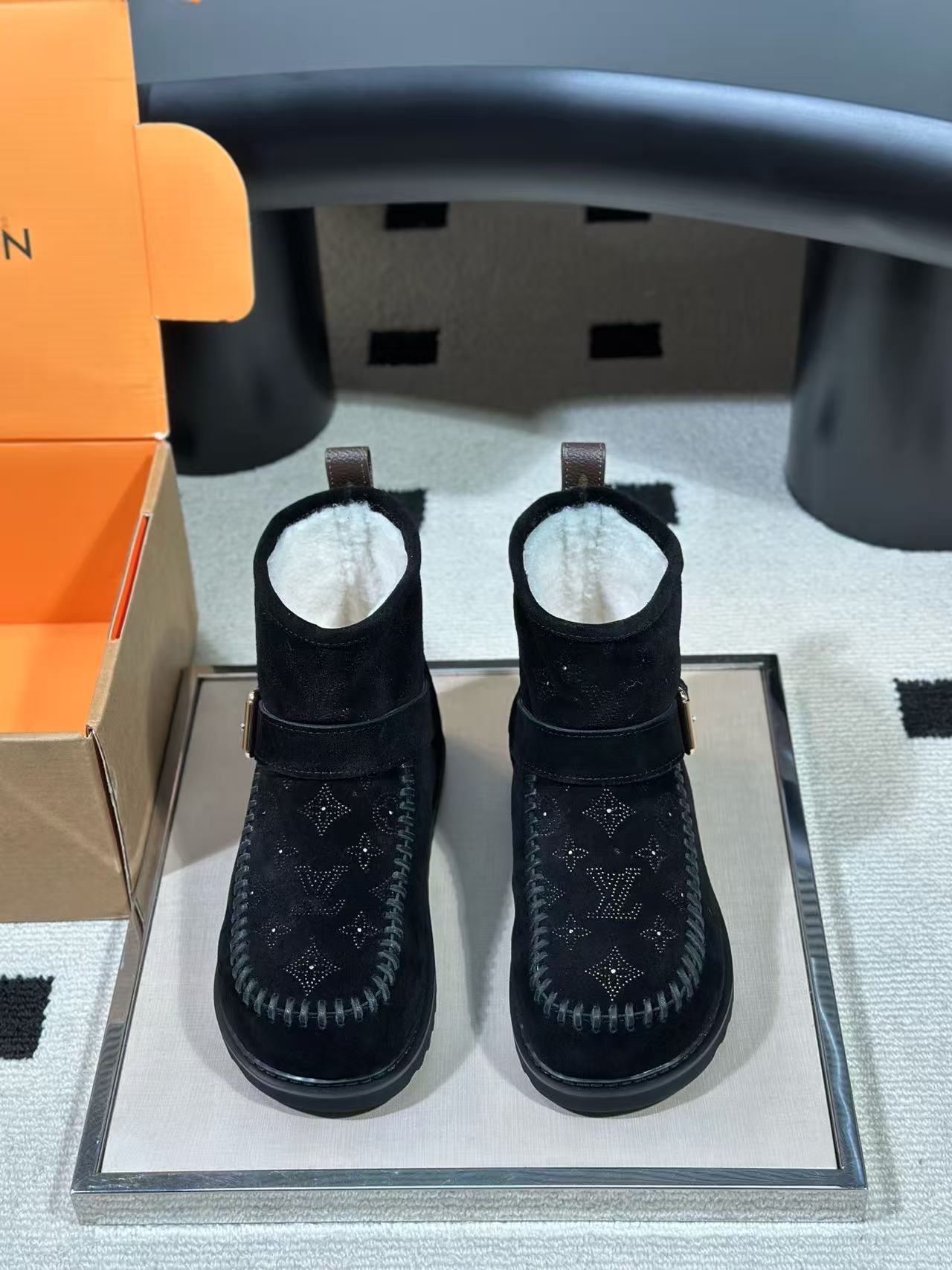 LV 高品質プリント・スノーブーツ【50％割引+送料無料】