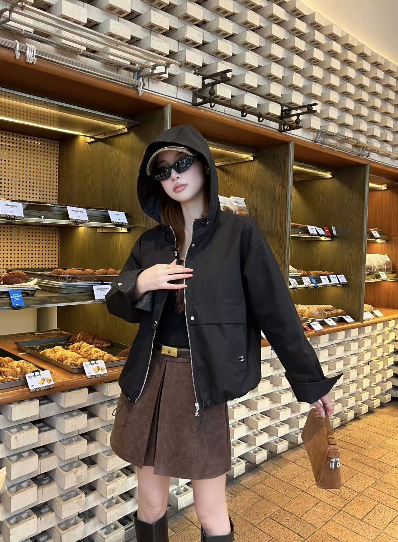 CHANE1 シンプルフード付きジップアップジャケット【50％割引+送料無料】