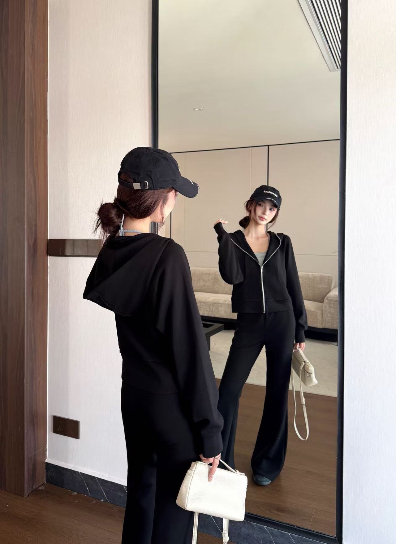 GUCCI フーデッドジャケット＋フレアパンツ 2点セット【50％割引+送料無料】