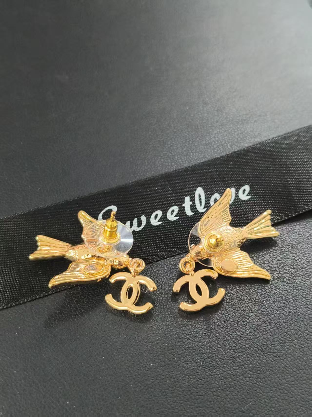 CHANEL 小鳥＆ダイヤモンド ココマーク ピアス【50％割引+送料無料】