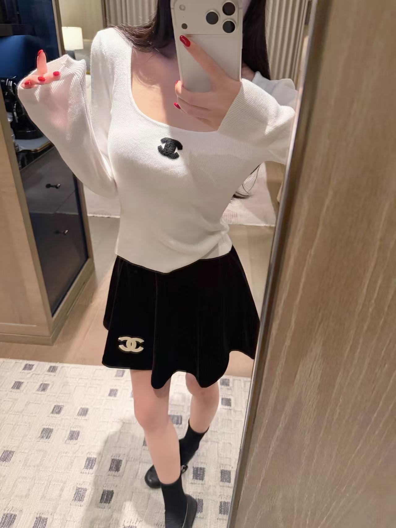 CHANE1 ダブルC Tシャツ＋スカート ツーピースセット【50％割引+送料無料】