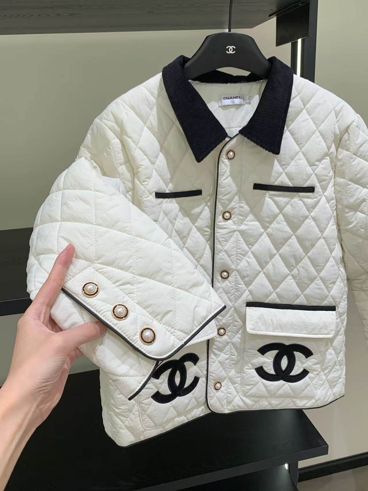 CHANEL ダブルC 格子柄ジャケット【50％割引+送料無料】