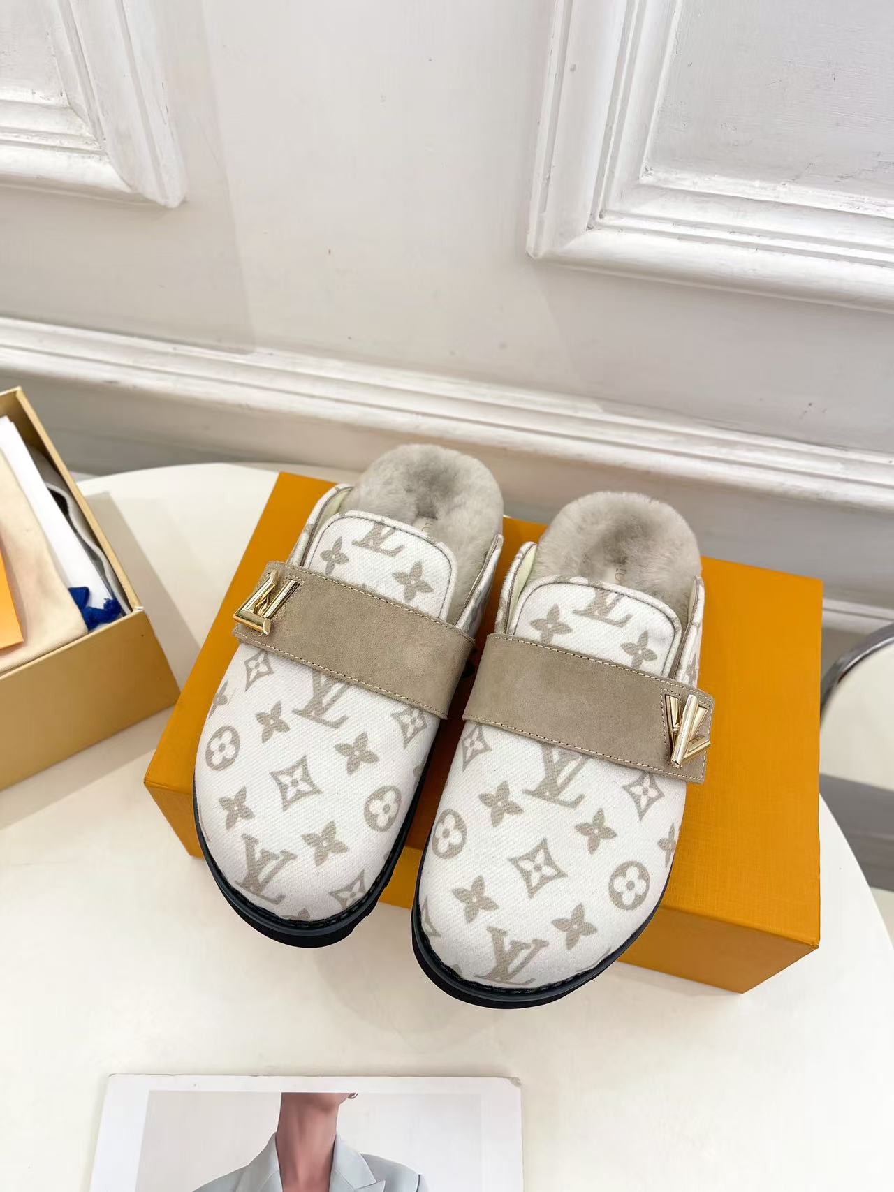 LV 高品質ウールプリントスリッパ【50％割引+送料無料】