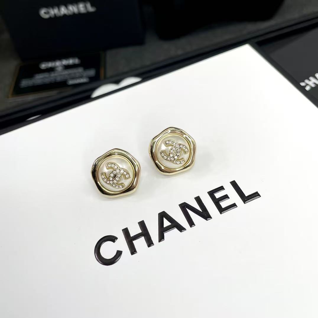 CHANE1 ダブルC ダイヤモンドスタッドピアス【50％割引+送料無料】