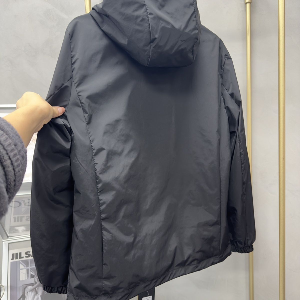 M0NCLER  フード付きジャケット【 50％割引+送料無料】