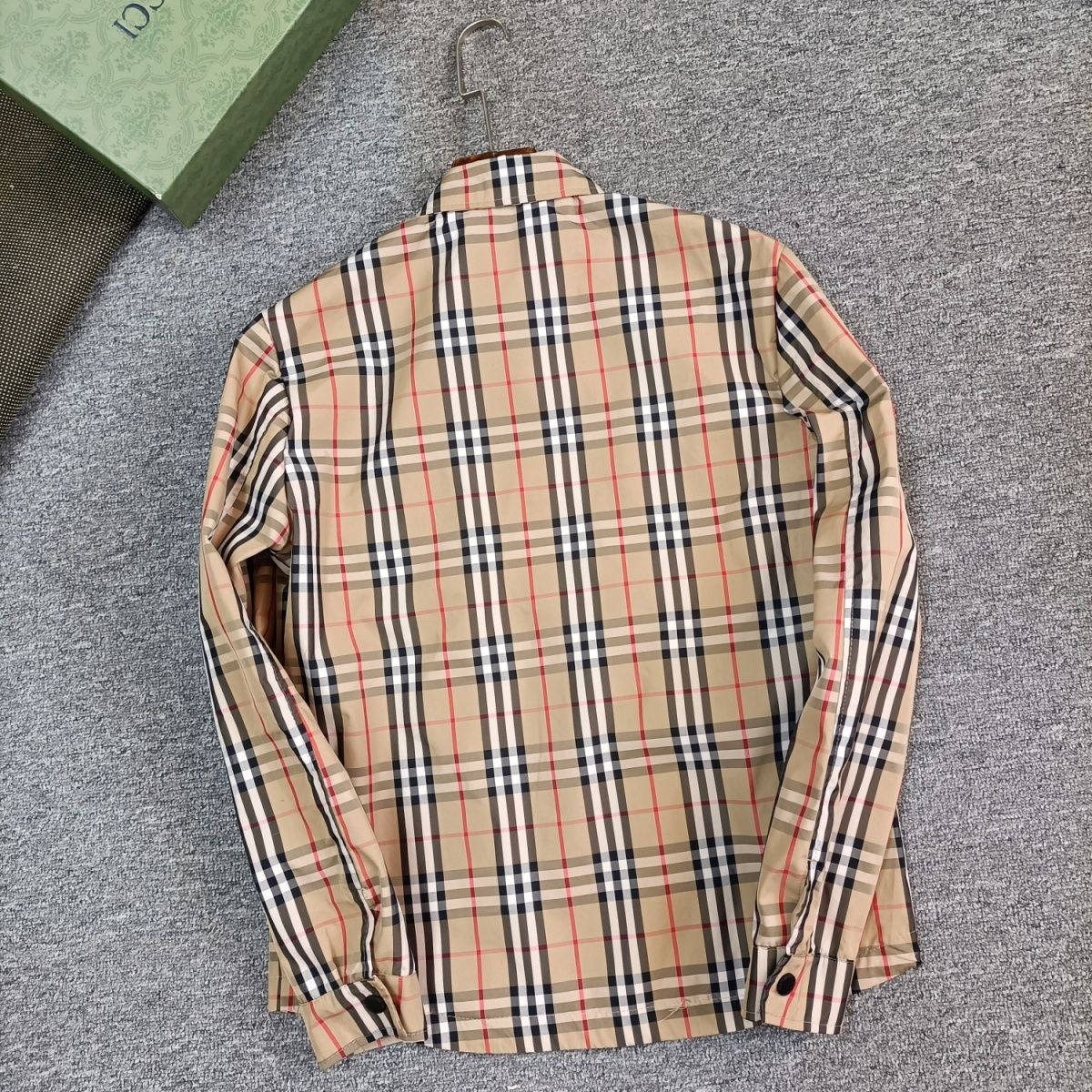 BU1BERRY ラペルジャケットシャツ【 50％割引+送料無料】