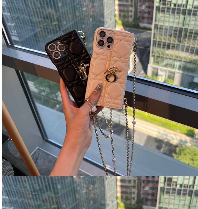 【DI0R 】金属チェーン電話ケース📱【50％割引+送料無料】