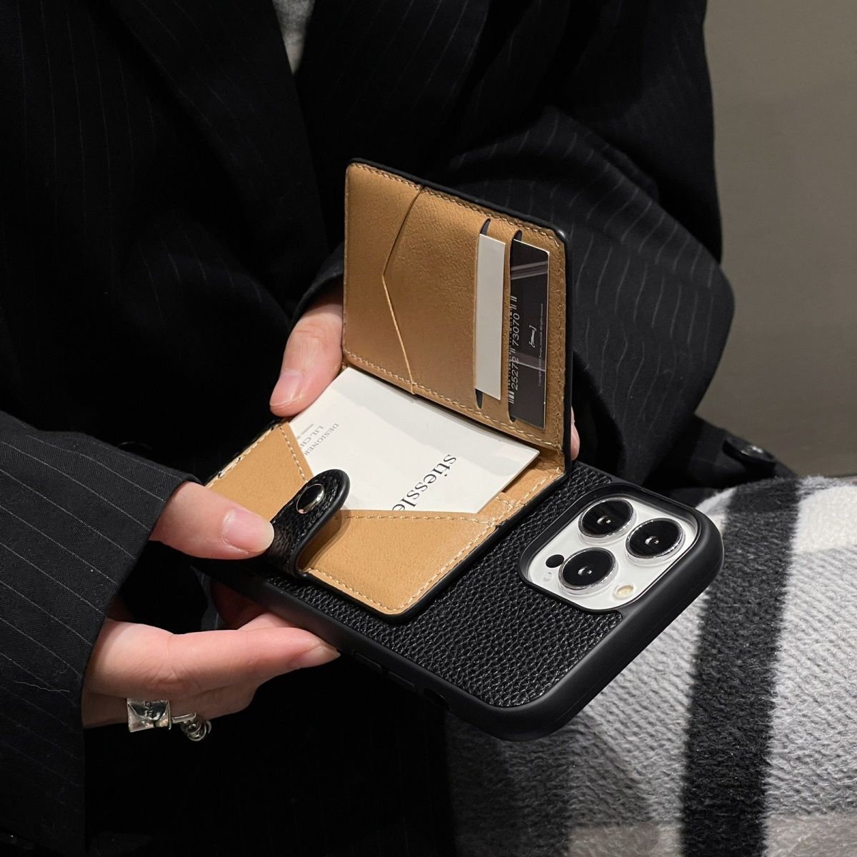 [HERME5]24新着エルメスのレザースマホケース📱【50％割引+送料無料】