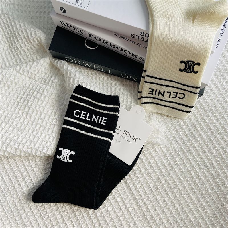 🧦[CEL1NE]ホットスタンプレターソックス【50％割引+送料無料】🧦