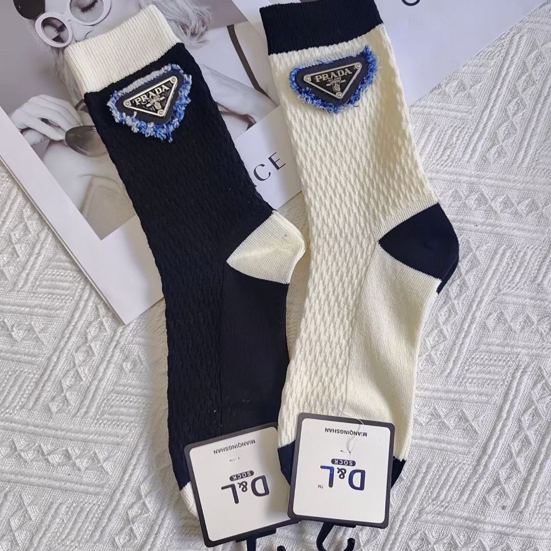 🔻🧦[PRAD4]三角マークの靴下【50％割引+送料無料】🧦🔻