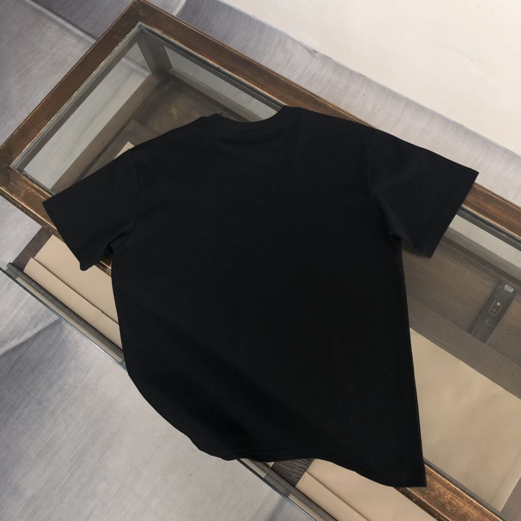 FEND1 クルーネック プリント Tシャツ【 50％割引+送料無料】