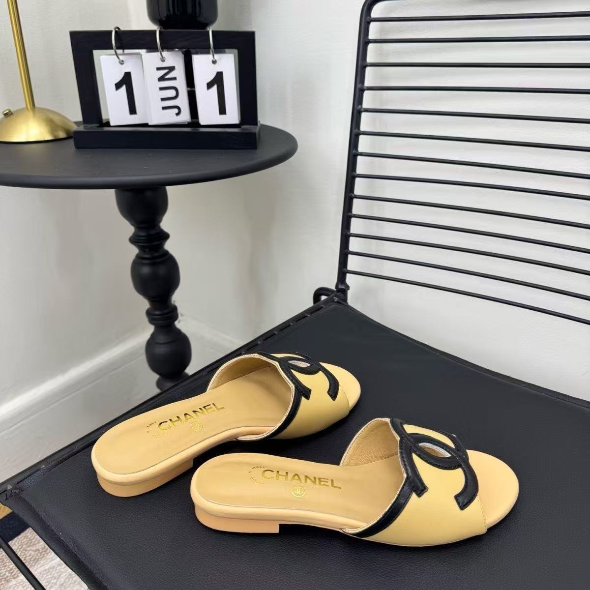 🥿CHANE1-26C フラットサンダル👠